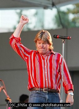 Photo of Peter Noone 2005 by Chris Walter , reference; DSC_8765a,www.photofeatures.com