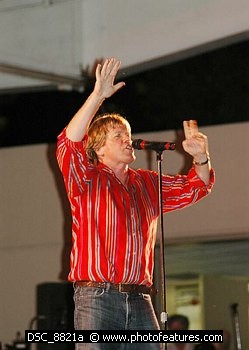 Photo of Peter Noone 2005 by Chris Walter , reference; DSC_8821a,www.photofeatures.com