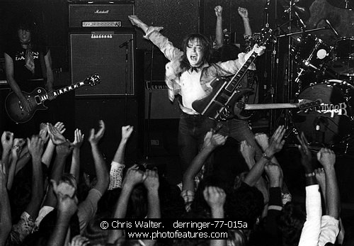 Photo of Rick Derringer by Chris Walter , reference; derringer-77-015a,www.photofeatures.com
