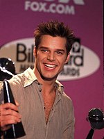 Photo of RICKY MARTIN 12-99 Billboard Awards in Las Vegas<br>December 8th at MGM Grand<br>Award: Male Artist of Year, Male Hot 100 Singles Artist of year.<br>