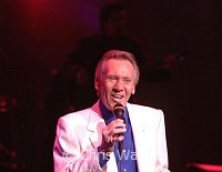 Righteous Brothers 2002  Bobby Hatfield