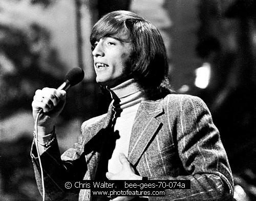 Photo of Robin Gibb for media use , reference; bee-gees-70-074a,www.photofeatures.com