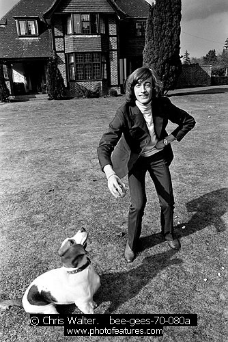 Robin Gibb photography by © Chris Walter Photo of Robin Gibb for media use , reference; bee-gees-70-080a,www.photofeatures.com