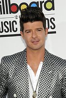 Photo of Robin Thicke at the 2012 Billboard Music Awards at MGM Grand in Las Vegas