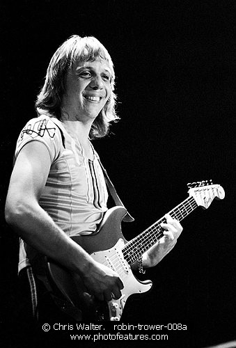 Photo of Robin Trower by Chris Walter , reference; robin-trower-008a,www.photofeatures.com