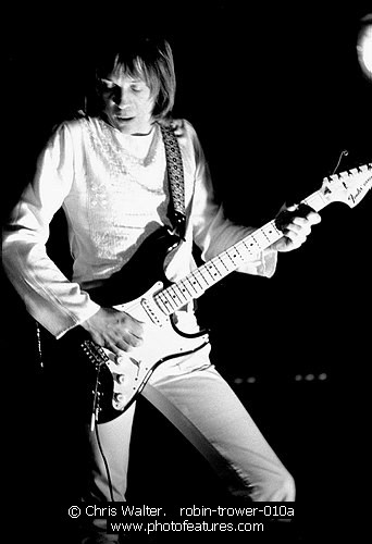 Photo of Robin Trower by Chris Walter , reference; robin-trower-010a,www.photofeatures.com