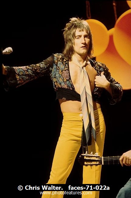 Photo of Rod Stewart for media use , reference; faces-71-022a,www.photofeatures.com