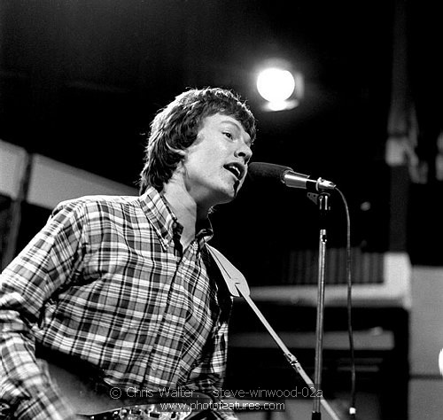 Photo of Steve Winwood for media use , reference; steve-winwood-02a,www.photofeatures.com