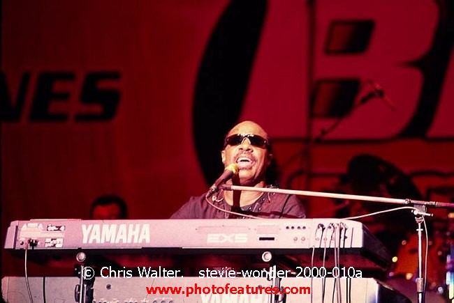 Photo of Stevie Wonder for media use , reference; stevie-wonder-2000-010a,www.photofeatures.com