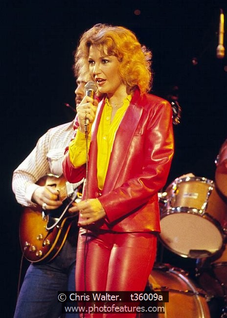 Photo of Tanya Tucker for media use , reference; t36009a,www.photofeatures.com