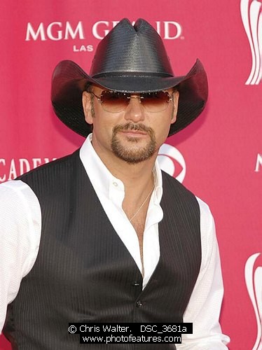 Photo of Tim McGraw by Chris Walter , reference; DSC_3681a,www.photofeatures.com
