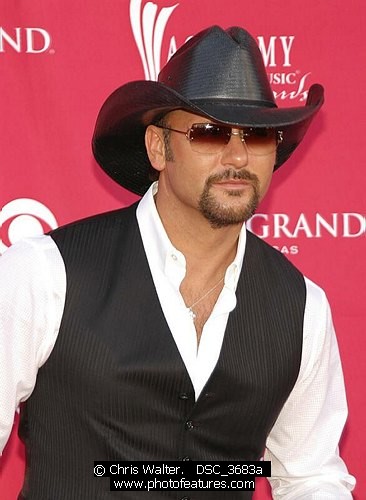 Photo of Tim McGraw by Chris Walter , reference; DSC_3683a,www.photofeatures.com
