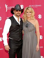 Photo of Tim McGraw and Faith Hill