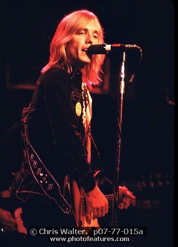 Photo of Tom Petty for media use , reference; p07-77-015a,www.photofeatures.com
