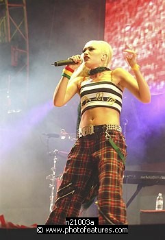 Photo of No Doubt 2002 Gwen Stefani  at 102.7 KIIS-FM's Wango Tango , reference; n21003a