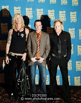 Photo of Velvet Revolver at the 2004 World Music Awards at Thomas & Mack Arena in Las Vegas 15th September 2004. Photo by Chris Walter/Photofeatures , reference; DSCF0300