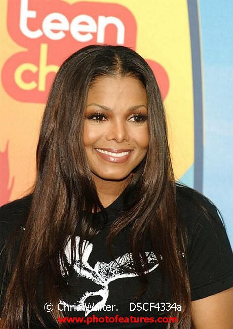 Photo of 2004 Teen Choice Awards for media use , reference; DSCF4334a,www.photofeatures.com