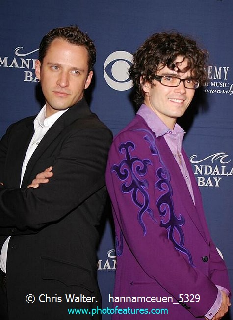 Photo of 2005 ACM Awards for media use , reference; hannamceuen_5329,www.photofeatures.com