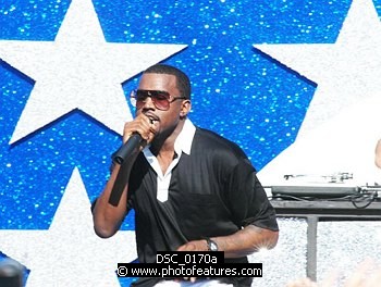 Photo of Kanye West performs at the NFL Opening Kickoff 2005 at the Los Angeles Coliseum , reference; DSC_0170a