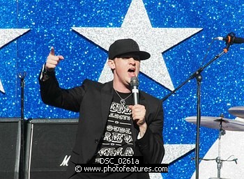 Photo of Joel Madden of Good Charlotte performs at the NFL Opening Kickoff 2003 at the Los Angeles Coliseum, September 8th 2005.<br>Photo by Chris Walter/Photofeatures , reference; DSC_0261a