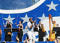 Photo of Kanye West performs at the NFL Opening Kickoff 2005 at the Los Angeles Coliseum