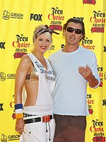 Photo of Gwen Stefani and Gavin Rossdale<br>at the 2005 Teen Choice Awards at the Gibson Amphitheatre in Universal City, August 14th 2005. Photo by Chris Walter/Photofeatures.