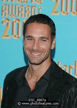 Photo of Raoul Bova at  Arrivals for 2005 World Music Awards  at Kodak Theatre in Hollywood. 8-31-2005.<br>Photo by Chris Walter/Photofeatures , reference; DSC_8887a