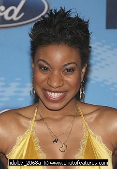 Photo of 2007 American Idol Final 12 , reference; idol07_2068a