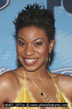 Photo of 2007 American Idol Final 12 , reference; idol07_2071a