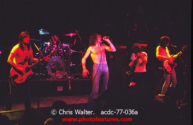 AC/DC Photo Archive Classic Rock photography by Chris Walter for Media ...