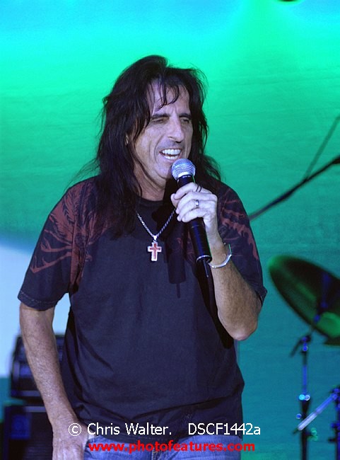 Photo of Alice Cooper for media use , reference; DSCF1442a,www.photofeatures.com