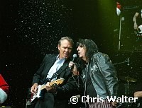 Glen Campbell and Alice Cooper at Alice Cooper's Christmas Pudding show for his Solid Rock Foundation Charity at Dodge Theatre in Phoenix, Arizona, December 18th 2004. Photo by Chris Walter/Photofeatures.