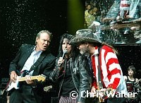 Glen Campbell, Alice Cooper and Ted Nugent at Alice Cooper's Christmas Pudding show for his Solid Rock Foundation Charity at Dodge Theatre in Phoenix, Arizona, December 18th 2004. Photo by Chris Walter/Photofeatures.