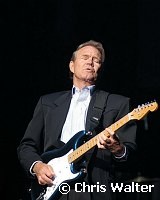 Glen Campbell at Alice Cooper's Christmas Pudding show for his Solid Rock Foundation Charity at Dodge Theatre in Phoenix, Arizona, December 18th 2004. Photo by Chris Walter/Photofeatures.