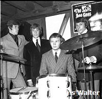 Bee Gees 1967 Barry Gibb, Robin Gibb, Colin Peterson and Maurice Gibb in London at time of release of New York Mining Disaster