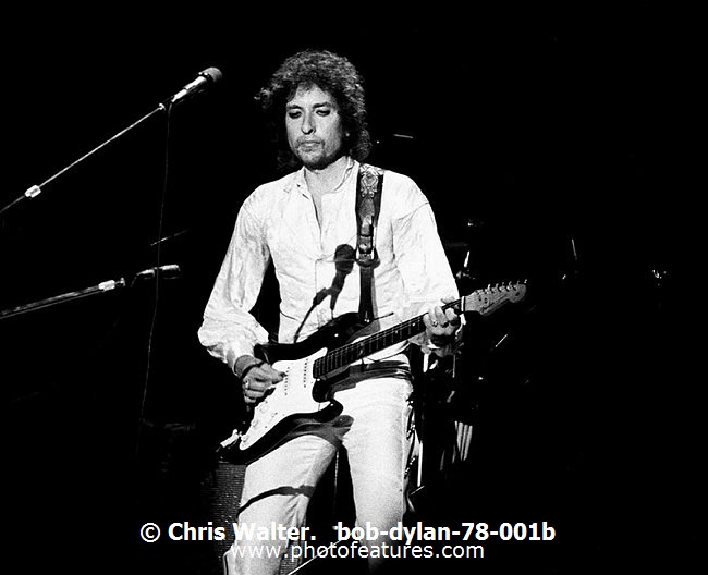 Photo of Bob Dylan for media use , reference; bob-dylan-78-001b,www.photofeatures.com