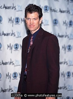 Photo of Chris Isaak by Chris Walter , reference; i12005a,www.photofeatures.com