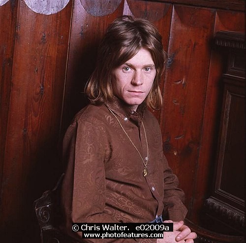 Photo of Dave Edmunds for media use , reference; e02009a,www.photofeatures.com