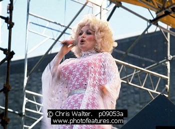 Photo of Dolly Parton by Chris Walter , reference; p09053a,www.photofeatures.com