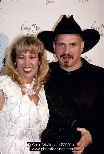 Photo of Garth Brooks by Chris Walter , reference; b52001a,www.photofeatures.com