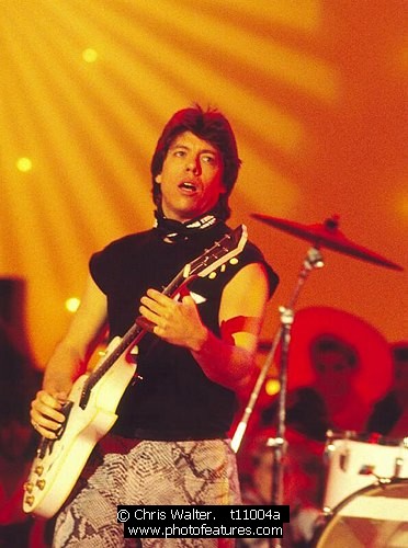 Photo of George Thorogood by Chris Walter , reference; t11004a,www.photofeatures.com