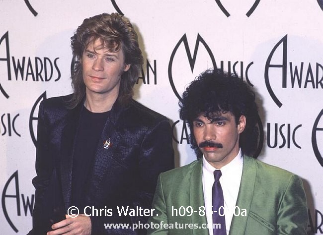 Photo of Daryl Hall and John Oates for media use , reference; h09-85-010a,www.photofeatures.com