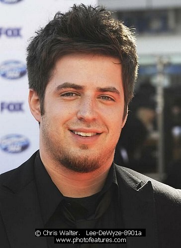 Photo of 2010 American Idol Finale by Chris Walter , reference; Lee-DeWyze-8901a,www.photofeatures.com