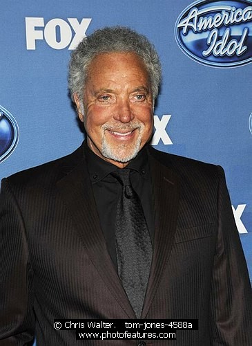 Photo of 2011 American Idol Finale by Chris Walter , reference; tom-jones-4588a,www.photofeatures.com