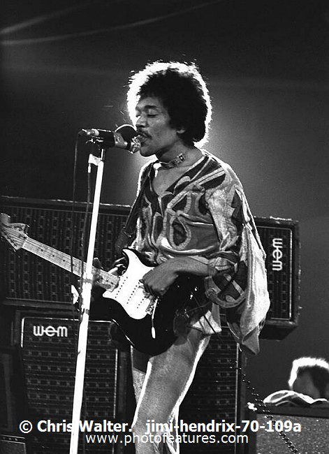 Photo of Jimi Hendrix for media use , reference; jimi-hendrix-70-109a,www.photofeatures.com