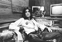 Photo of Joe Perry  1984  Joe Perry Project<br> Chris Walter<br>