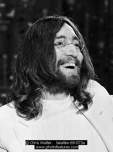 Photo of John Lennon by Chris Walter , reference; beatles-69-073a,www.photofeatures.com