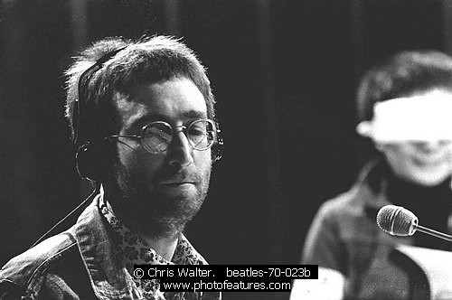 Photo of John Lennon by Chris Walter , reference; beatles-70-023b,www.photofeatures.com