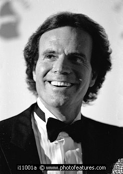Photo of Julio Iglesias by Chris Walter , reference; i11001a,www.photofeatures.com