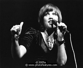 Photo of Kiki Dee by Chris Walter , reference; d13005a,www.photofeatures.com